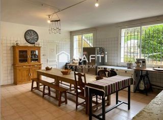  Maison � vendre 15 + pi�ces 760 m�