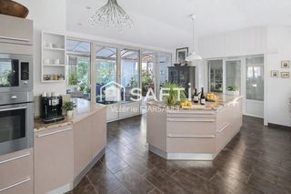  Maison � vendre 8 pi�ces 271 m�