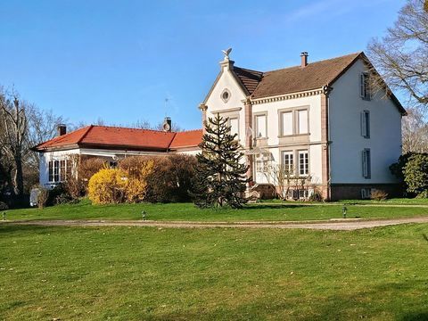   Propri�t� avec fort potentiel touristique Maison - 15 + pi�ce(s) - 761 m�