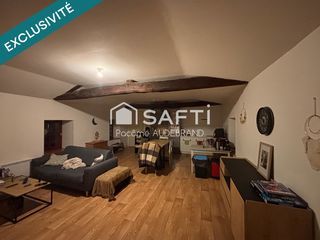  Immeuble � vendre 587 m�