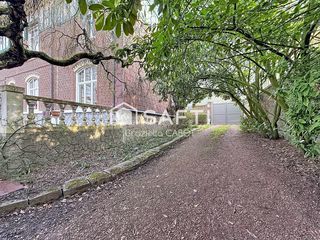  Maison � vendre 12 pi�ces 305 m�