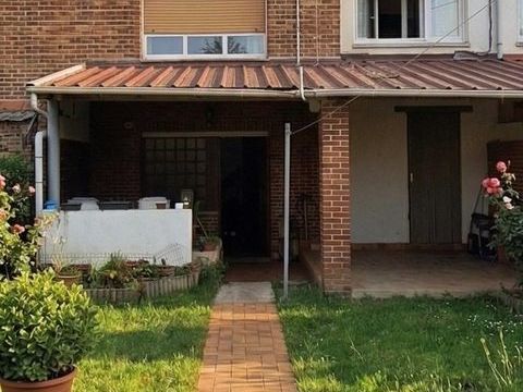   BEL ETAGE 1972.QUARTIER PROCHE DES ECOLES ET DES COMMERCES. Maison - 4 pi�ce(s) - 85 m�