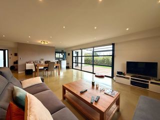  Maison � vendre 7 pi�ces 180 m�