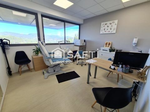 Local professionnel 35m&sup2; avec parking � Epsilon 2 650 83700 Saint-raphael