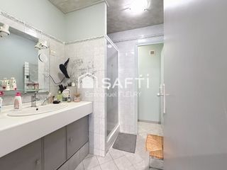  Maison � vendre 8 pi�ces 234 m�