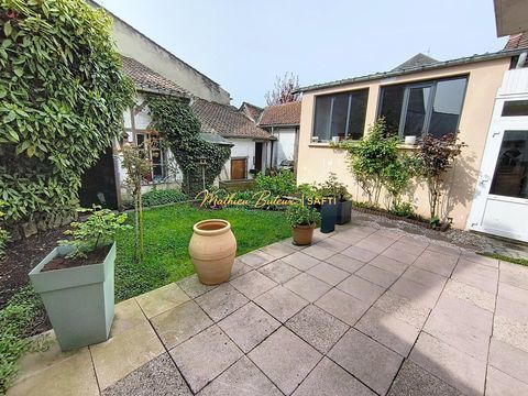   Maison et local commercial, nombreuses options Maison - 9 pi�ce(s) - 260 m�