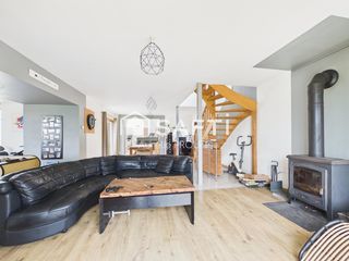  Maison � vendre 7 pi�ces 165 m�