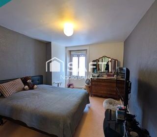  Immeuble � vendre 244 m�