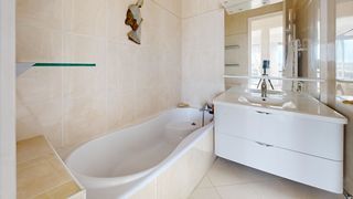  Appartement � vendre 4 pi�ces 111 m�