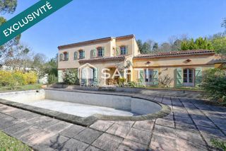  Maison � vendre 9 pi�ces 254 m�