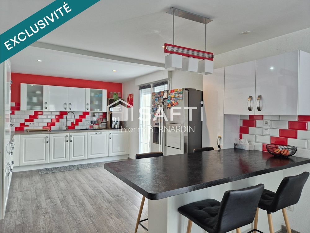 � vendre  Maison Villers-le-Lac (25130)