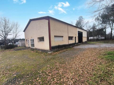 Local / entrep&ocirc;t 250m&sup2; aux multiples possibilit&eacute;s 160000 40000 Mont-de-marsan