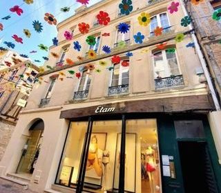  Immeuble � vendre 1100 m�