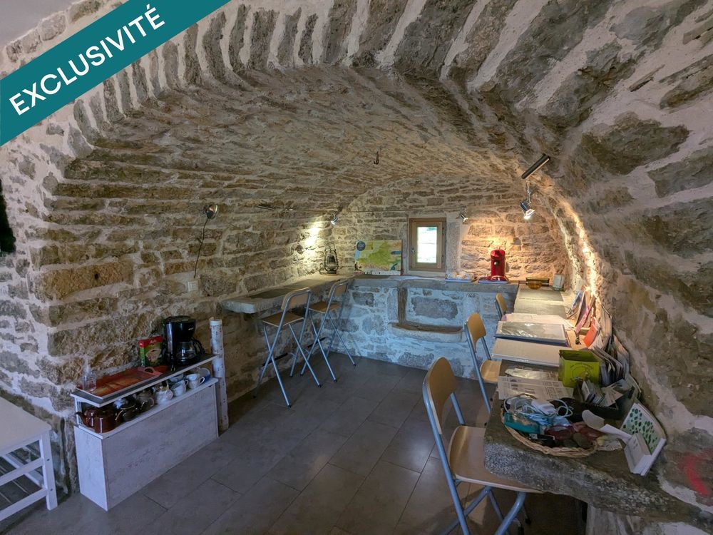 � vendre  Maison Saint-Jean-de-Laur (46260)