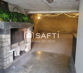  Immeuble � vendre 181 m�