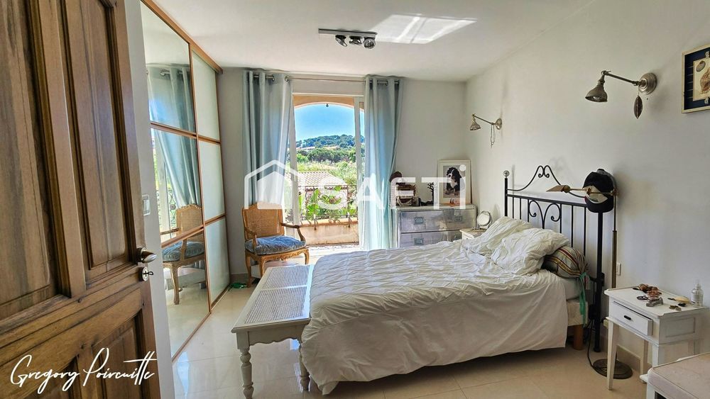 � vendre  Maison Hy�res (83400)