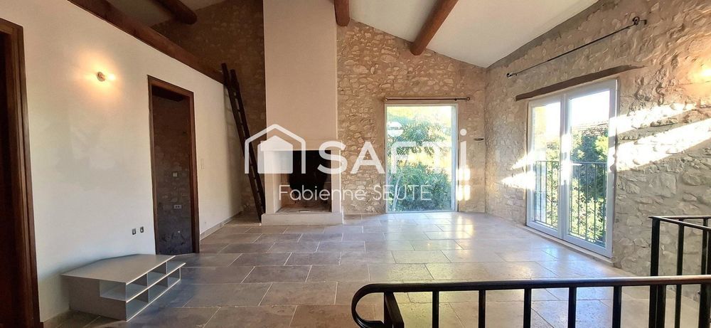 � vendre  Maison Pernes-les-Fontaines (84210)