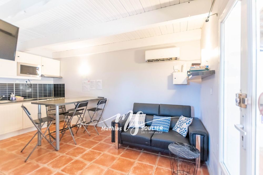 � vendre  Maison Grans (13450)