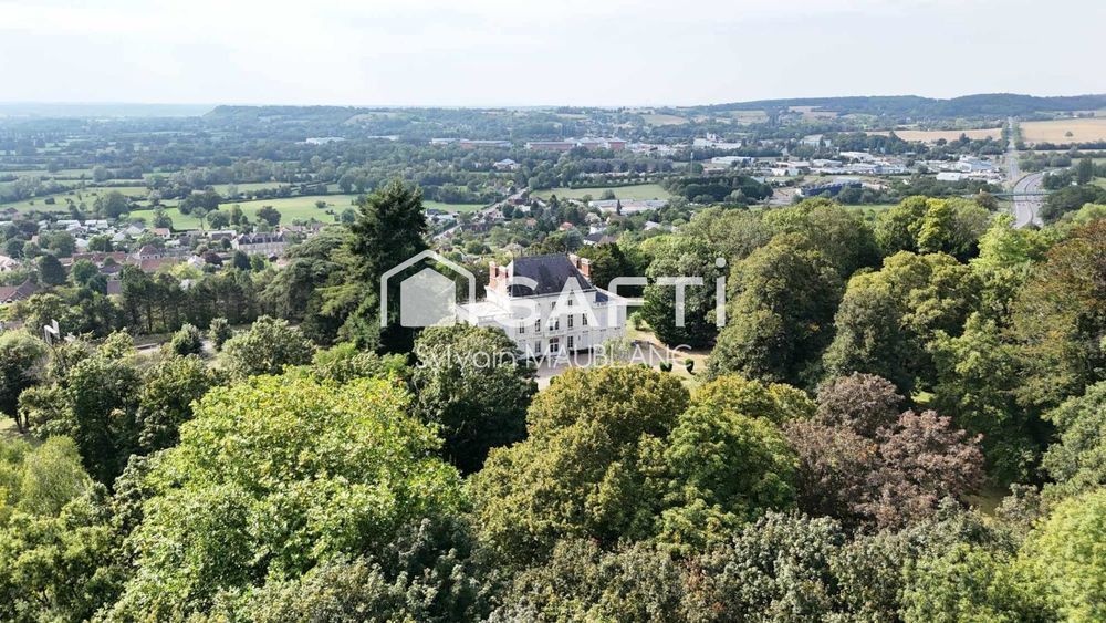 � vendre  Propri�t�/ch�teau Varennes-Vauzelles (58640)