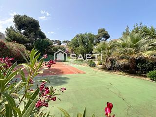  Maison � vendre 8 pi�ces 398 m�