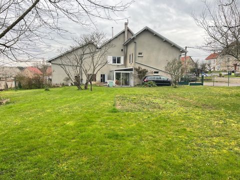   Maison de 147 m2, 3 chambres, terrain et d�pendance Maison - 6 pi�ce(s) - 147 m�