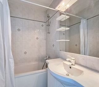  Appartement � vendre 4 pi�ces 70 m�