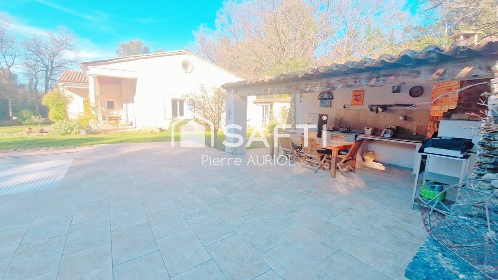 � vendre  Maison M�nerbes (84560)