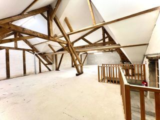  Immeuble � vendre 330 m�