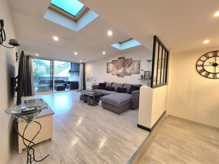  Immeuble � vendre 300 m�