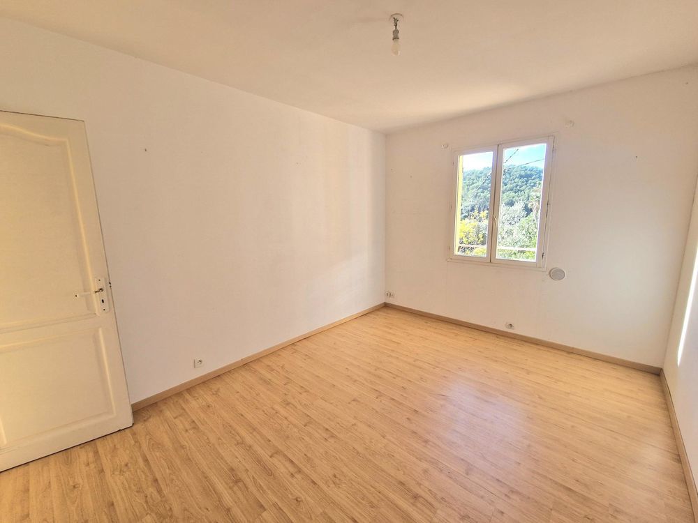 � vendre  Maison Carqueiranne (83320)