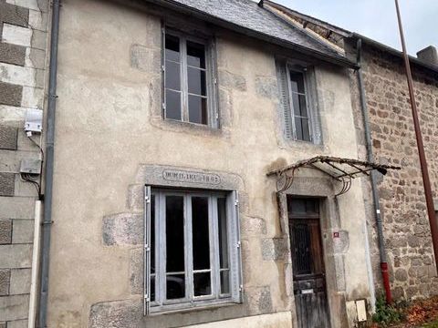   Magnifique maison de 1867 au c�ur du charmant village de Magnat-l'�trange Maison - 4 pi�ce(s) - 85 m�