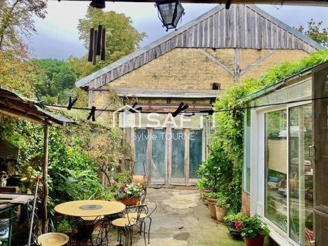   MAISON AVEC GRAND BATIMENT  A RENOVER Maison - 3 pi�ce(s) - 45 m�