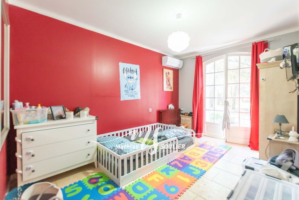 � vendre  Maison Grans (13450)