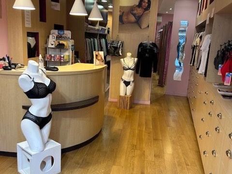 Lingerie, client&egrave;le fid&egrave;le, qualitative et r&eacute;currente, bon CA, emplacement optimal 87000 25000 Besancon