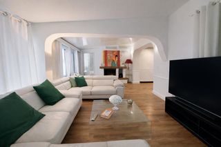  Maison � vendre 6 pi�ces 180 m�