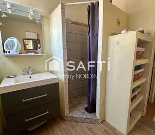  Immeuble � vendre 180 m�