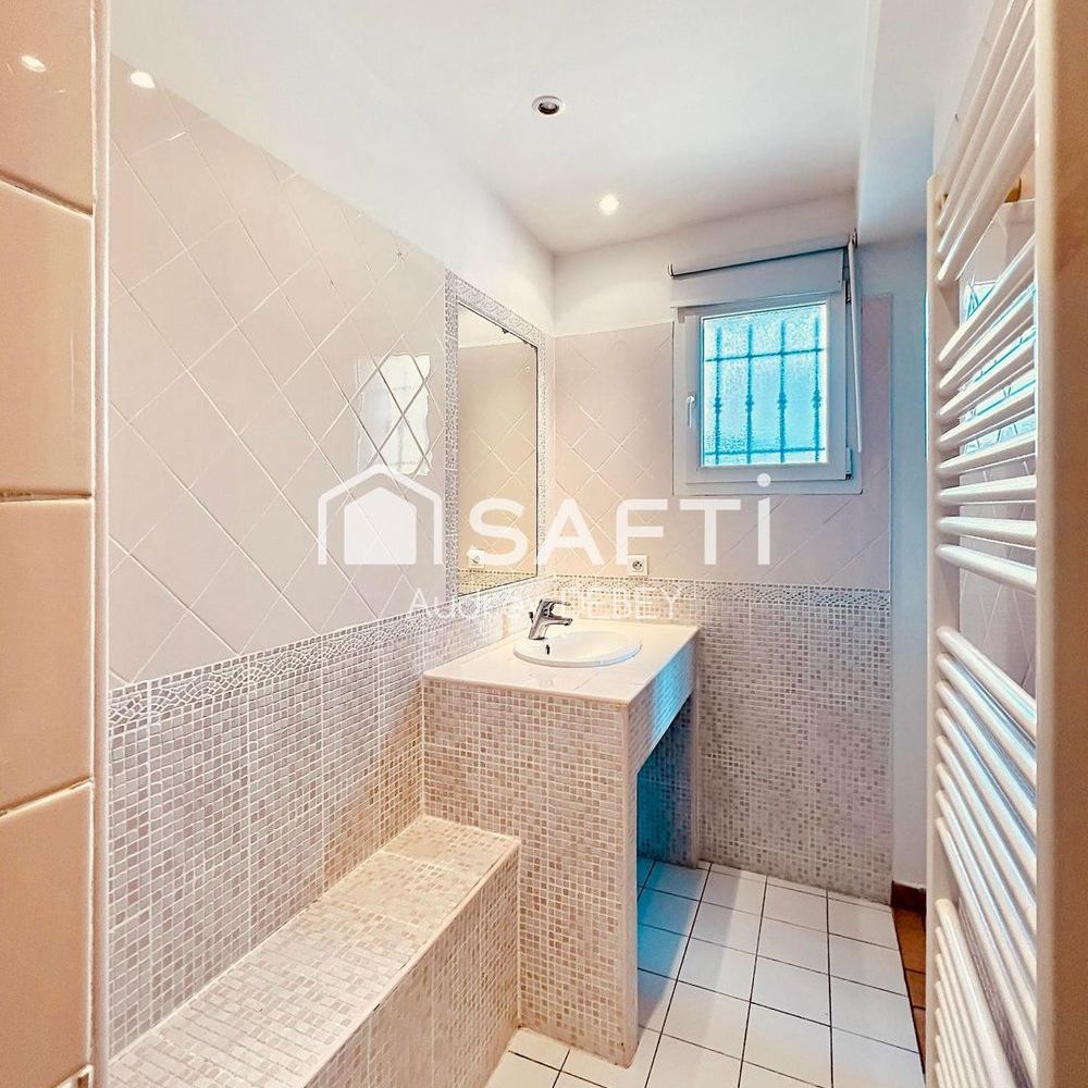 � vendre  Maison Sanary-sur-Mer (83110)