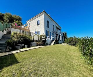  Maison � vendre 6 pi�ces 213 m�