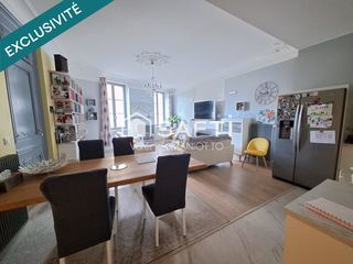  Maison � vendre 8 pi�ces 300 m�