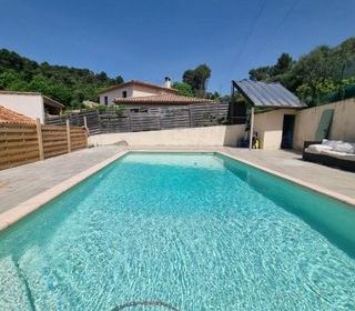  Maison � vendre 8 pi�ces 200 m�