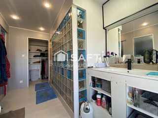  Immeuble � vendre 149 m�