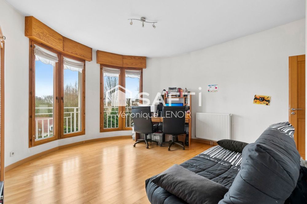 � vendre  Maison Le Mesnil-le-Roi (78600)