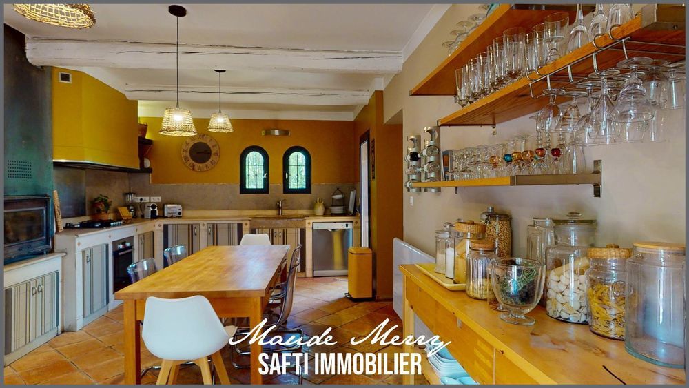 � vendre  Maison Gar�oult (83136)