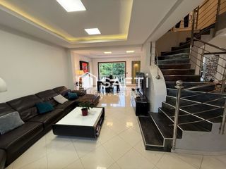  Maison � vendre 7 pi�ces 165 m�