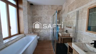  Maison � vendre 10 pi�ces 300 m�