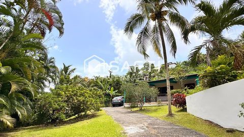   Jolie maison de plain-pied avec piscine et jardin Maison - 4 pi�ce(s) - 95 m�