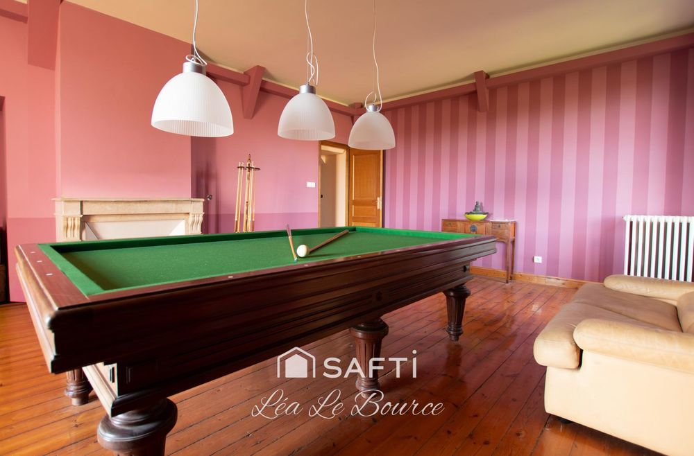 � vendre  Propri�t�/ch�teau Pluguffan (29700)