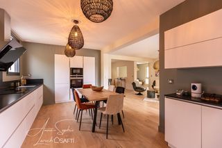  Maison � vendre 8 pi�ces 238 m�