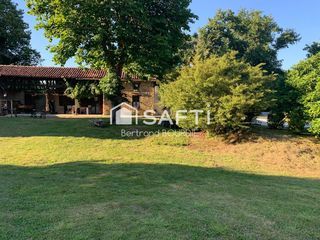  Maison � vendre 15 + pi�ces 470 m�