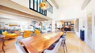  Maison � vendre 9 pi�ces 318 m�